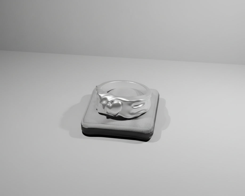 mystic heart - silver ring
